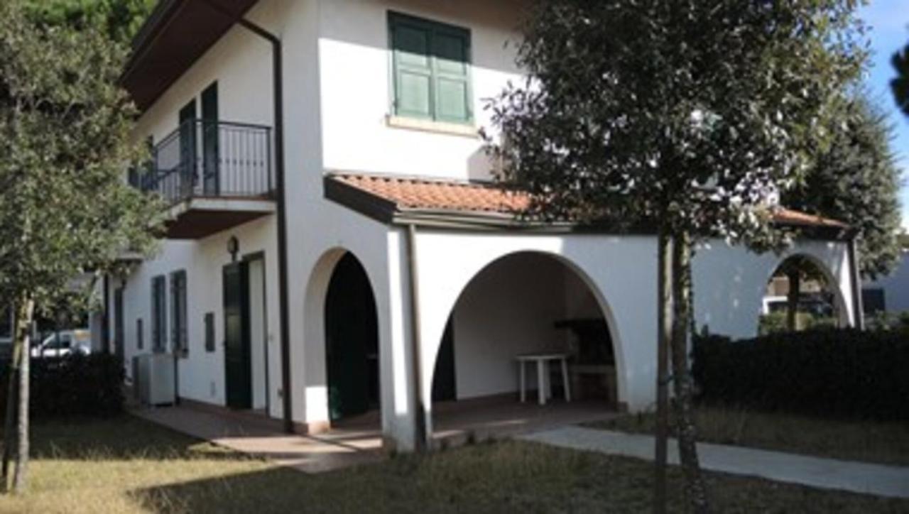 Amazing Villa With Private Garden In Bibione Ngoại thất bức ảnh